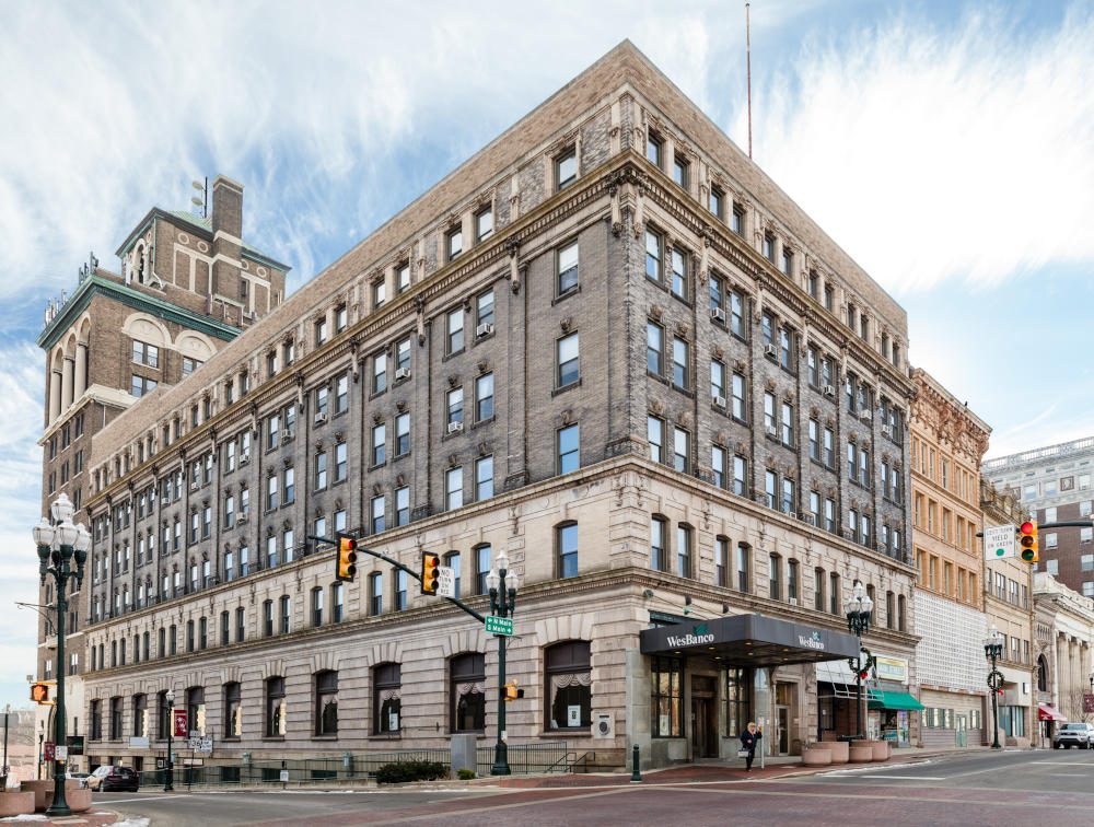 The Washington Trust Building in downtown Washington features classic architectural detail with marble and oak finishes